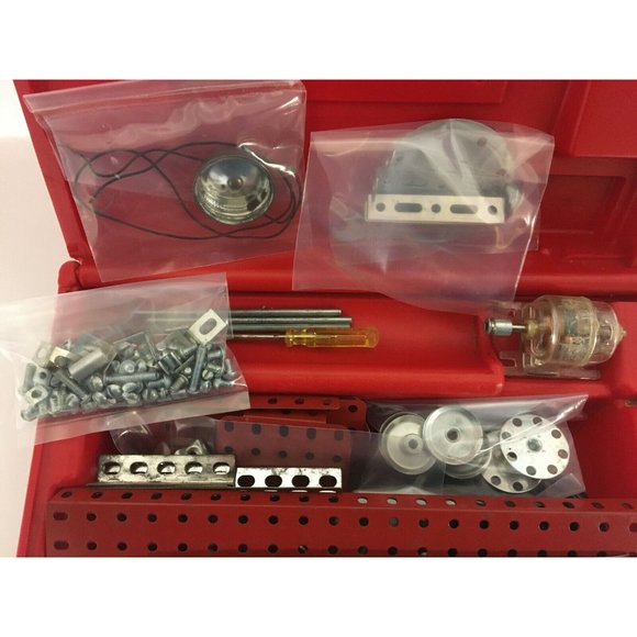 1970s Erector Set Plastic case motor parts instructions only 3 wheels - Picture 4 of 8